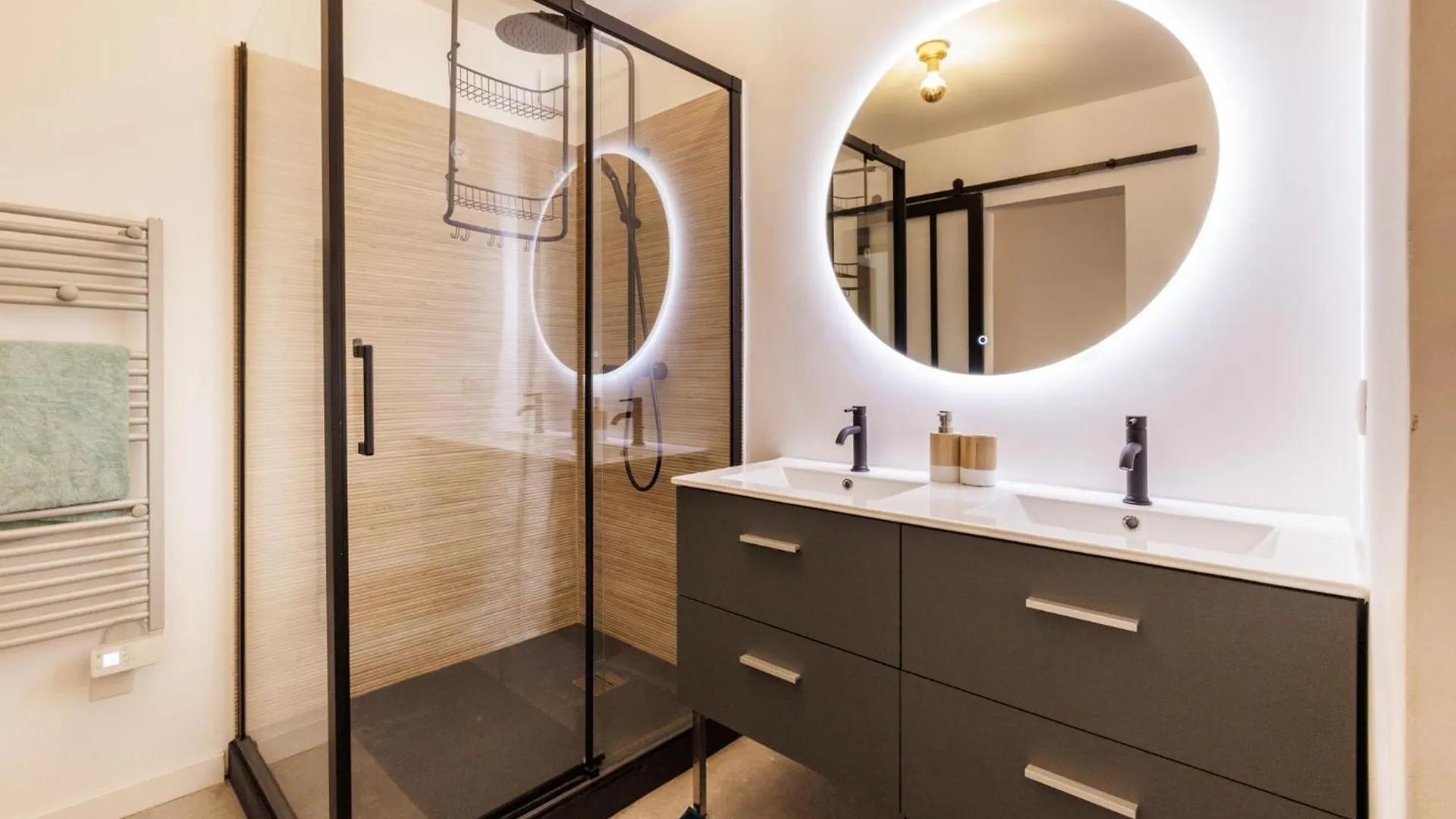 Osmoz En Vau - Jacuzzi, Clim Par Dodo A Cassis Apartment